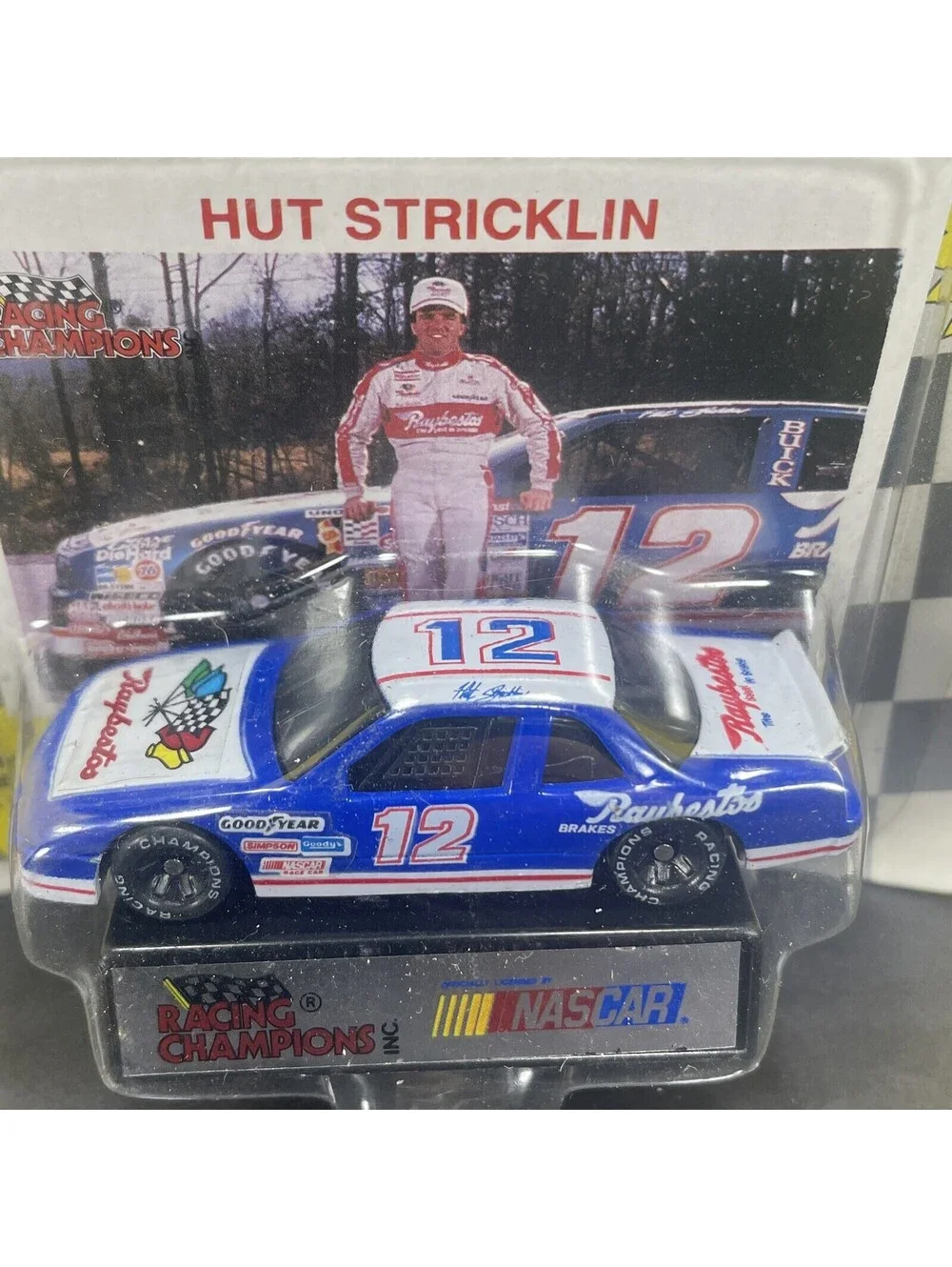 Racing Champions 1:64 Scale Diecast: Hut Stricklin #12 Raybestos (Petty back)